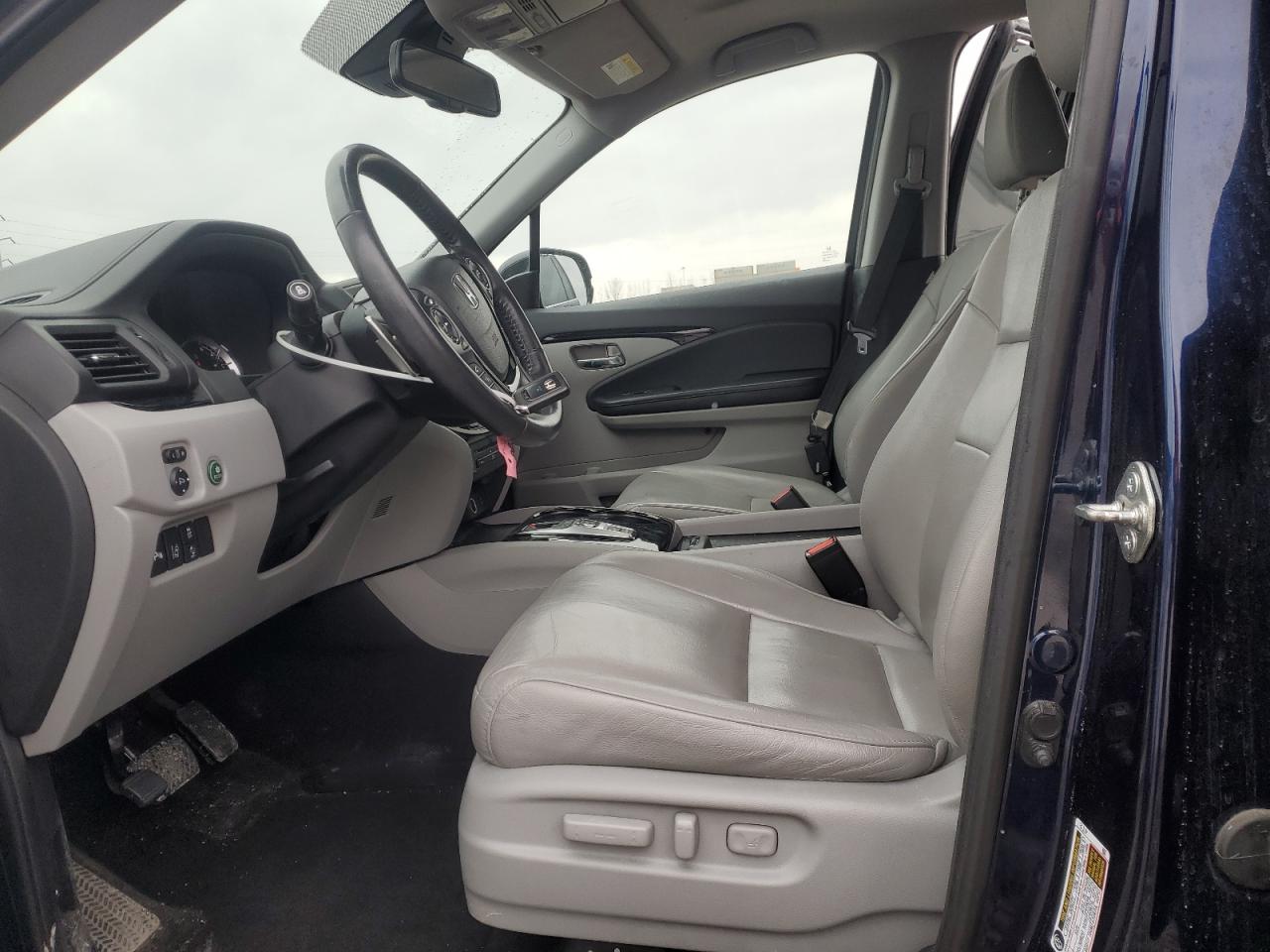 2017 Honda Pilot - Image 7
