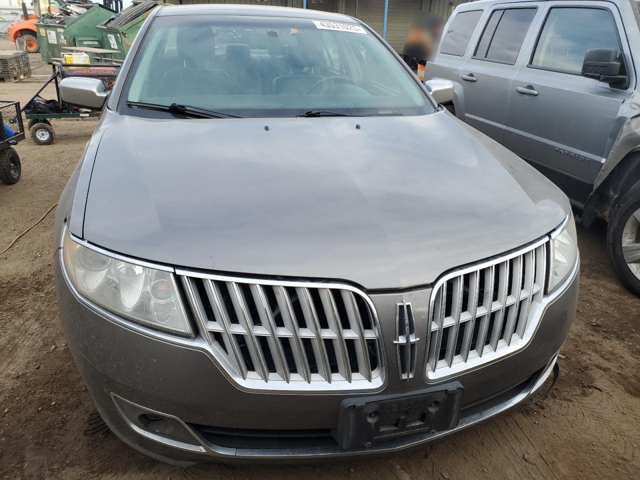 2012 Lincoln MKZ - Image 5