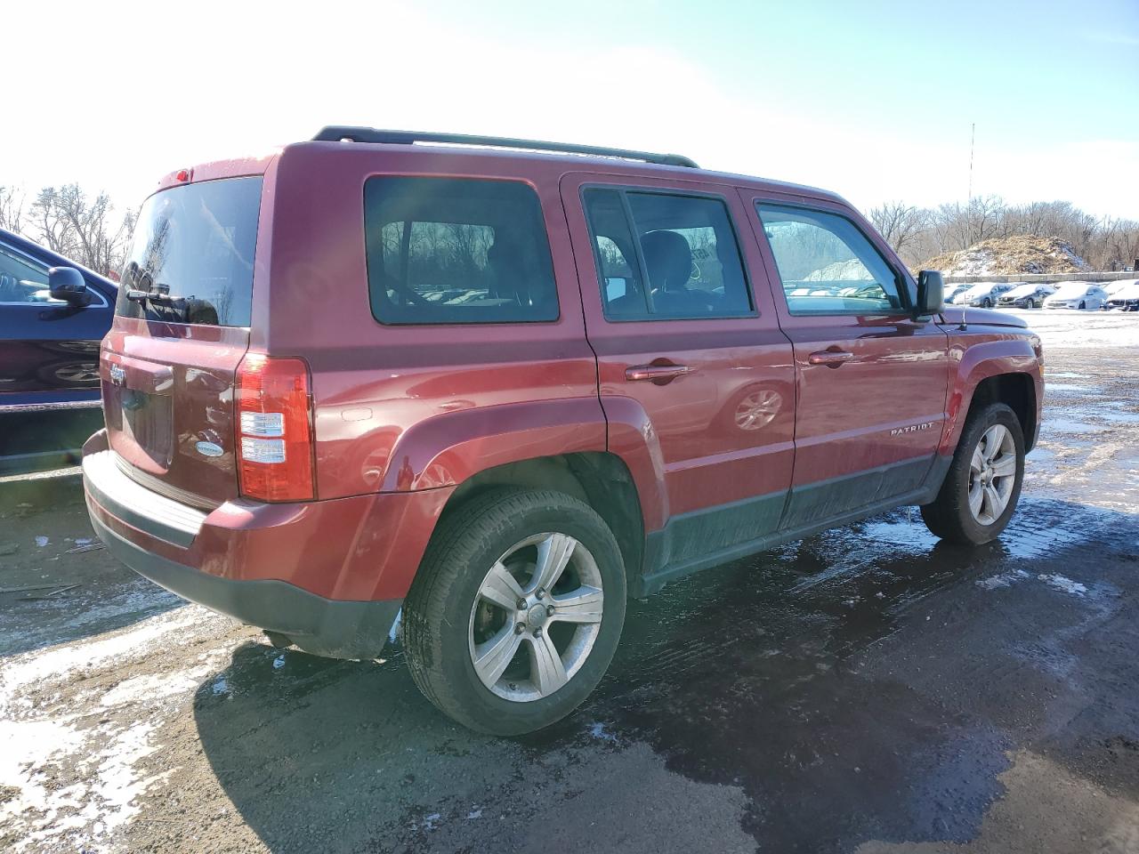 2012 Jeep Liberty (Patriot) - Image 3