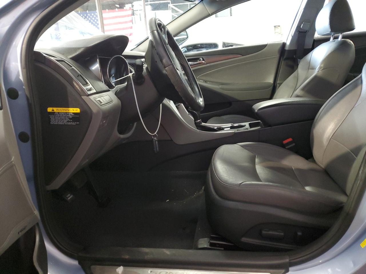 2012 Hyundai Sonata - Image 7