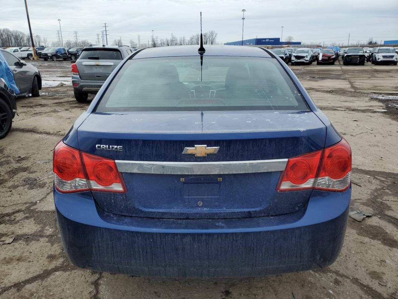 2012 Chevrolet Cruze - Image 6