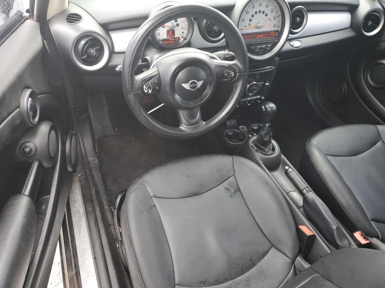 2013 MINI Cooper - Image 8