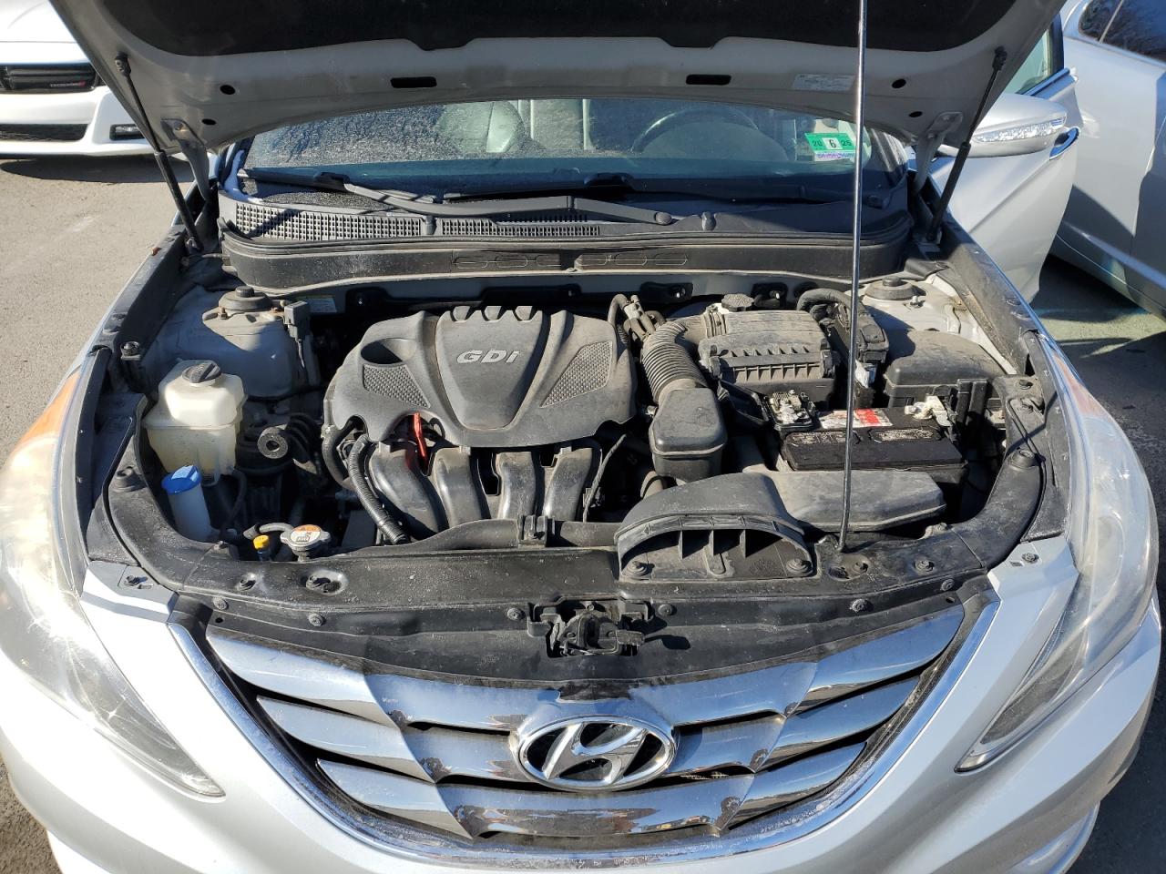 2013 Hyundai Sonata - Image 12