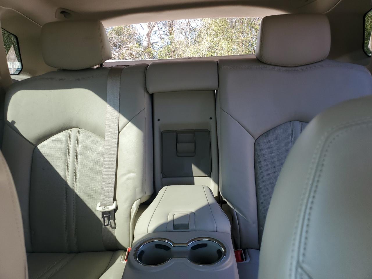 2010 Cadillac SRX - Image 10