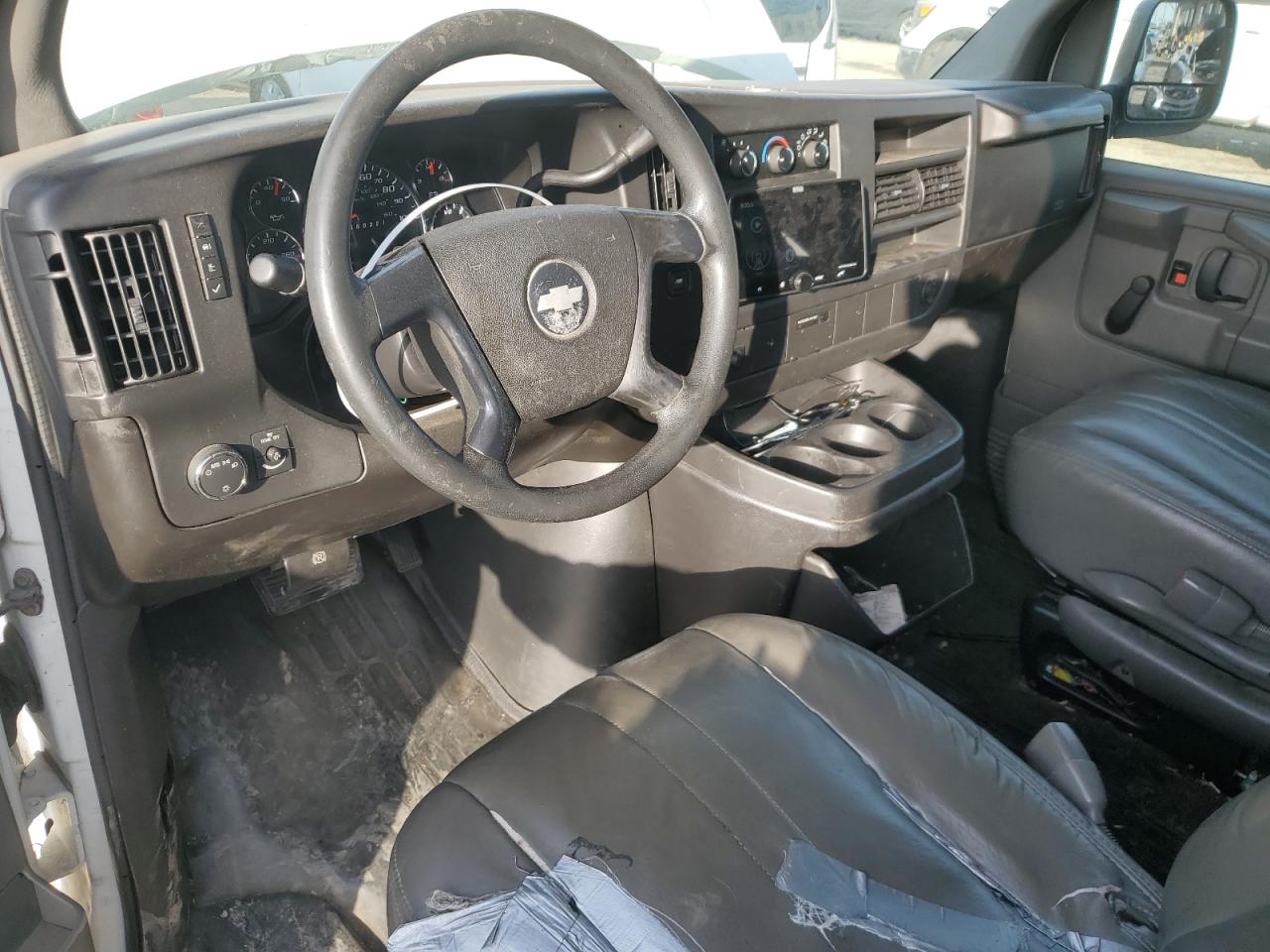 2008 Chevrolet Express - Image 8