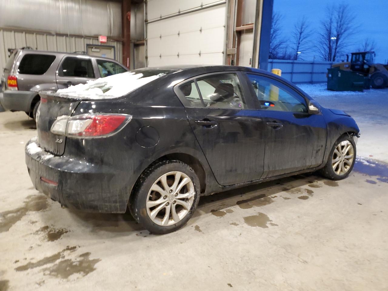 2010 Mazda 3 - Image 3