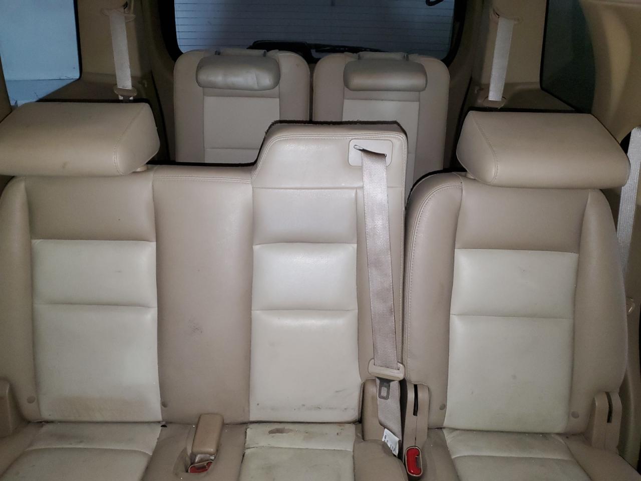 2008 Ford Explorer - Image 10