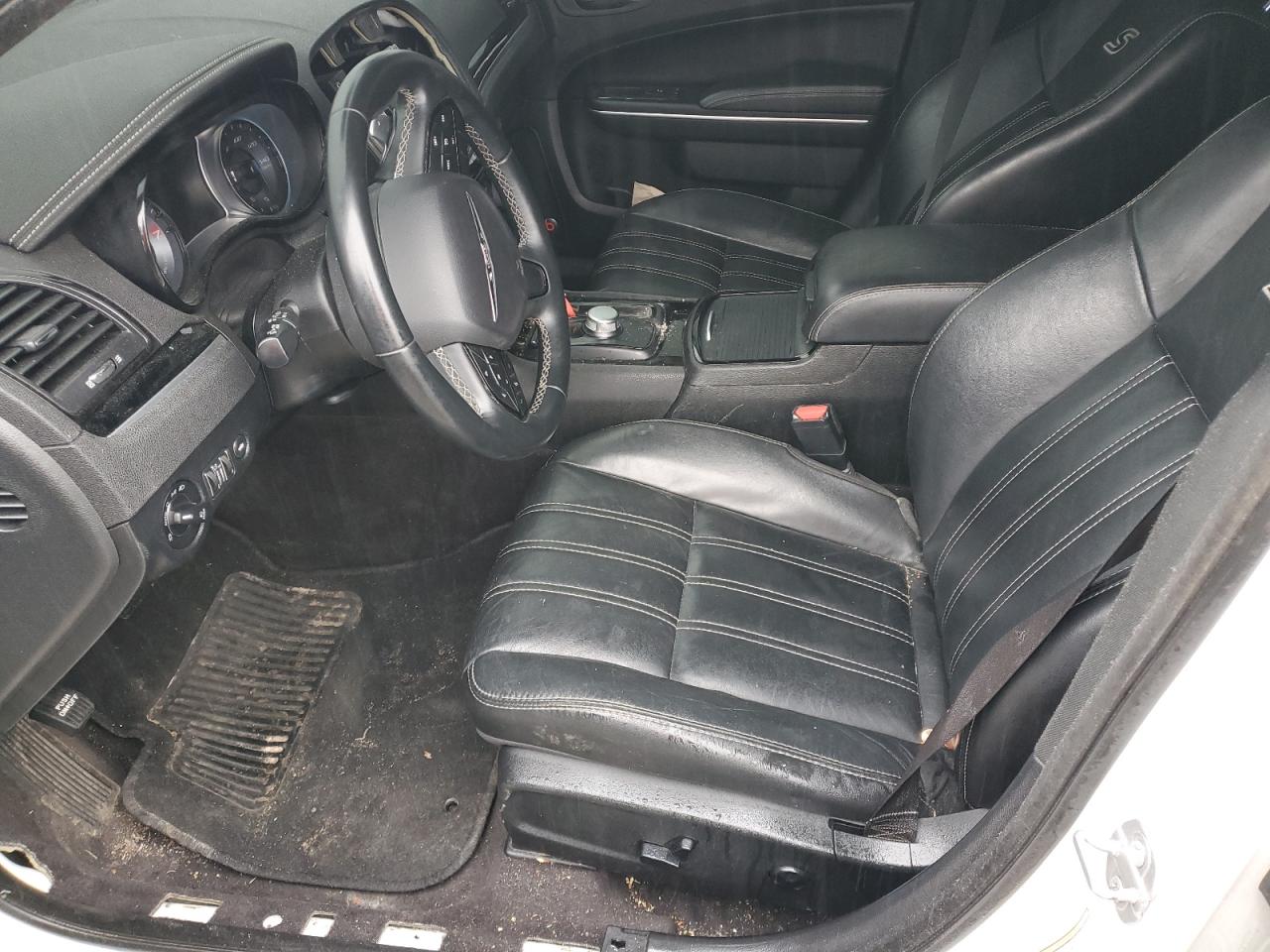 2018 Chrysler 300 - Image 7