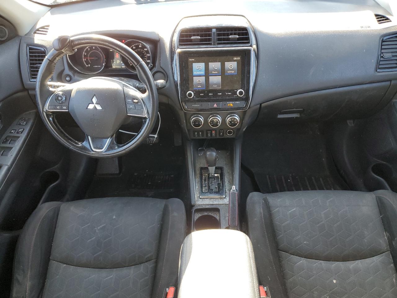 2021 Mitsubishi Outlander - Image 8