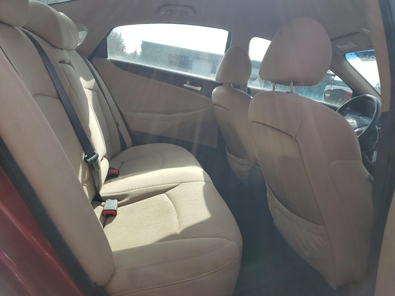 2013 Hyundai Sonata - Image 10