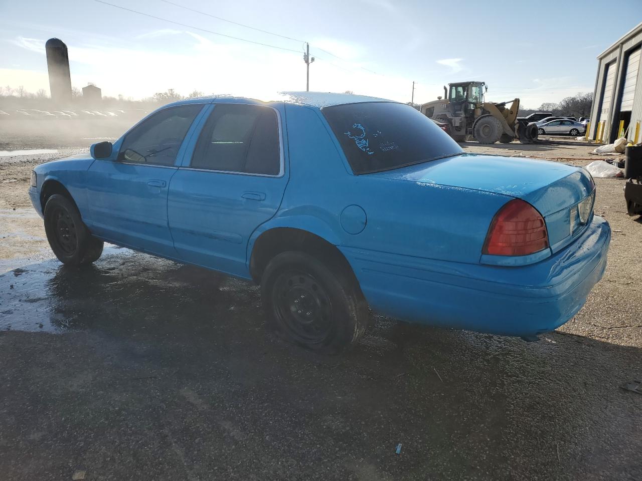 2006 Ford Crown Victoria - Image 2
