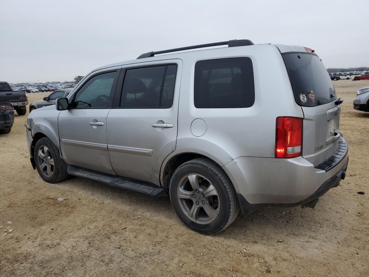 2014 Honda Pilot - Image 2