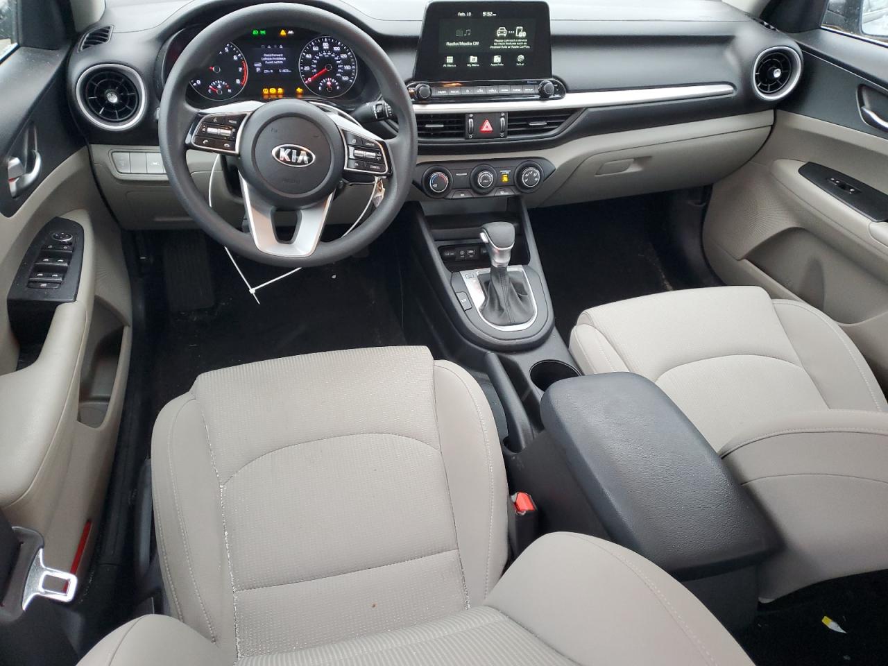 2021 Kia Forte - Image 8