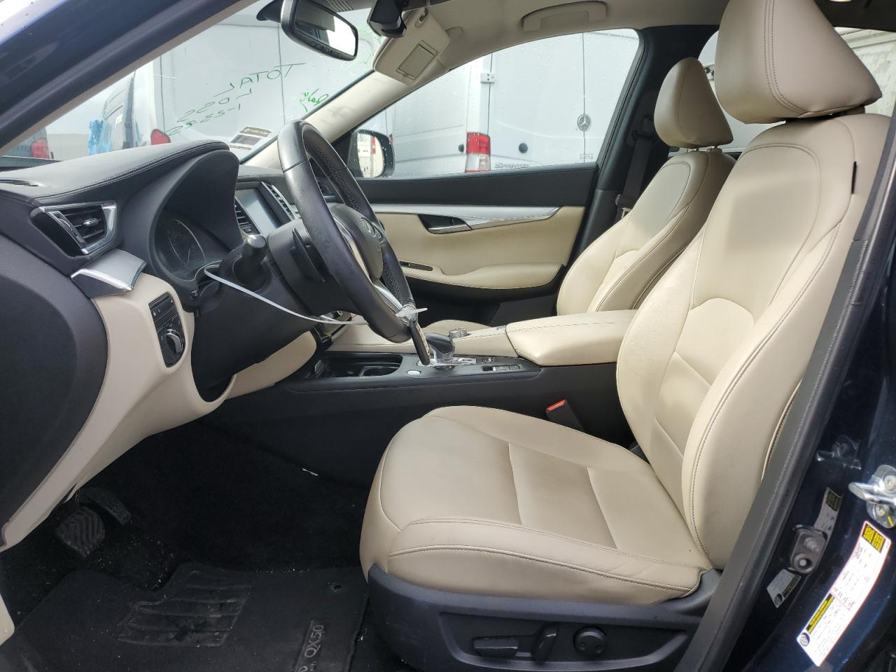 2021 Infiniti QX50 - Image 7