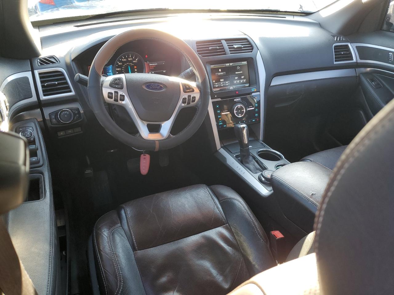 2014 Ford Explorer - Image 8