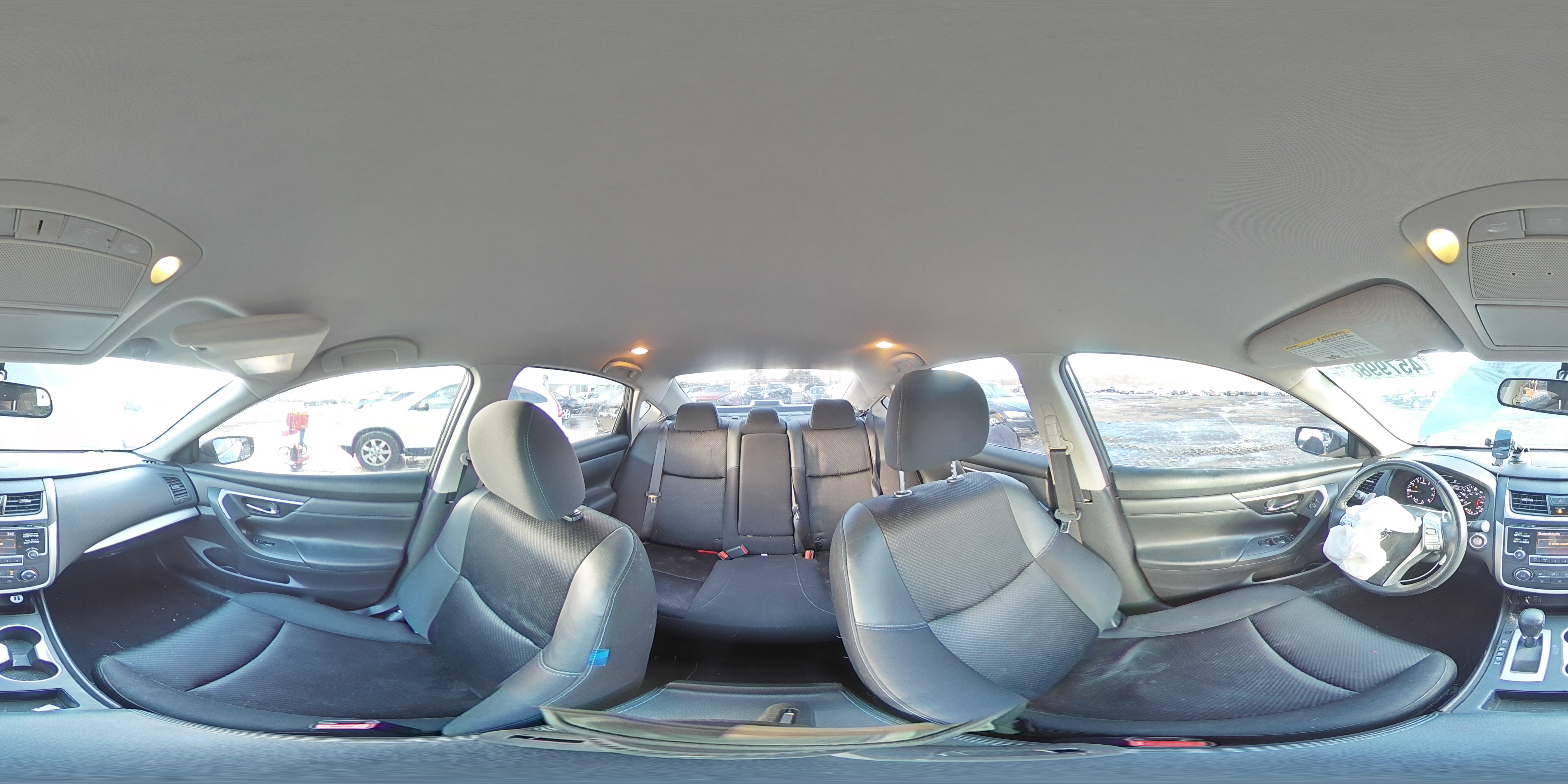 2016 Nissan Altima - Image 13