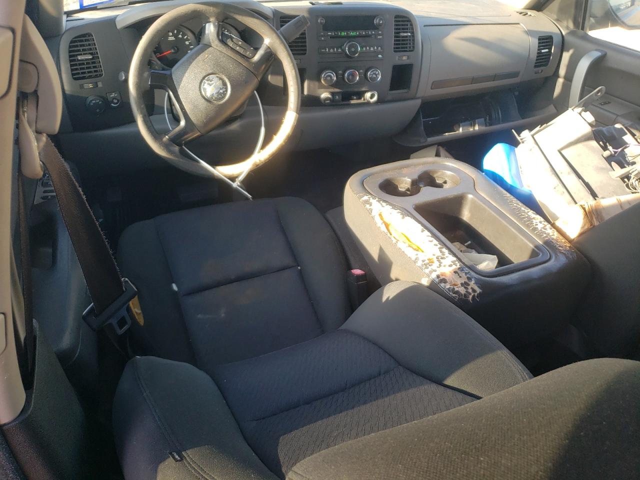 2010 Chevrolet Silverado - Image 8
