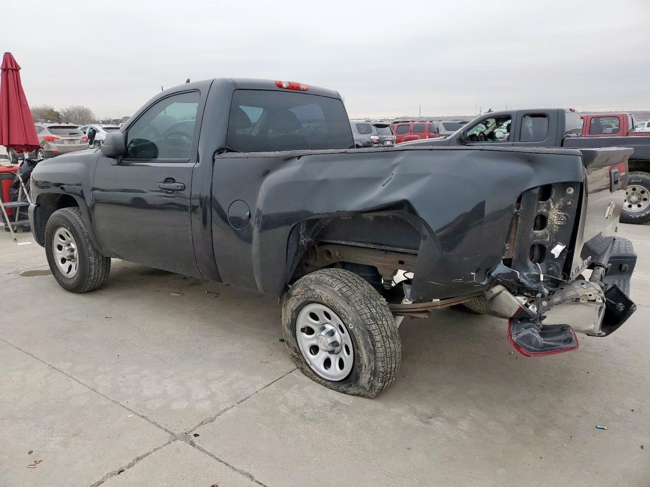 2009 Chevrolet Silverado - Image 2
