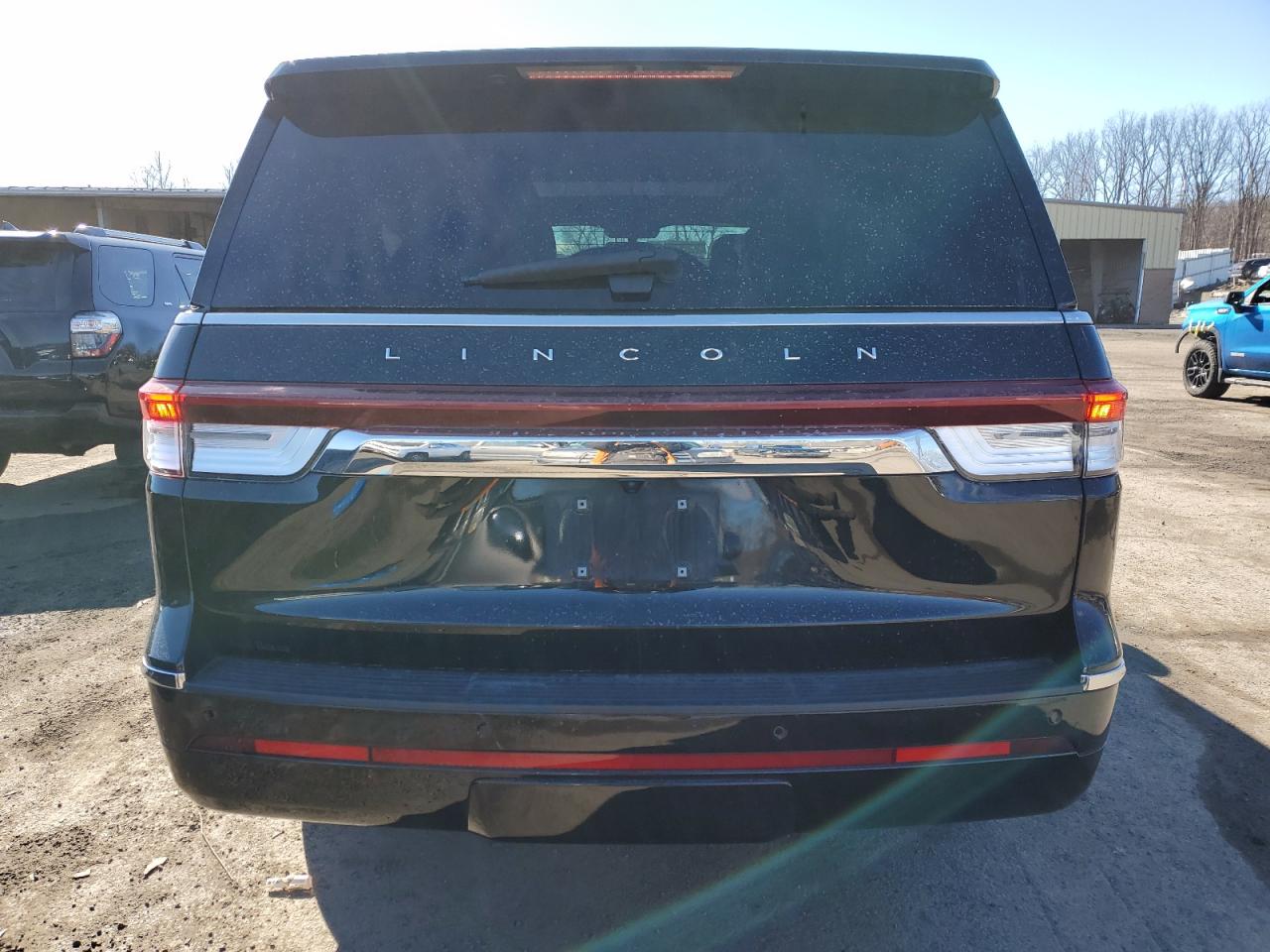 2022 Lincoln Navigator - Image 6