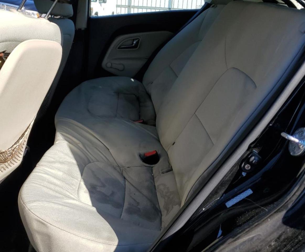 2013 Kia Rio - Image 10