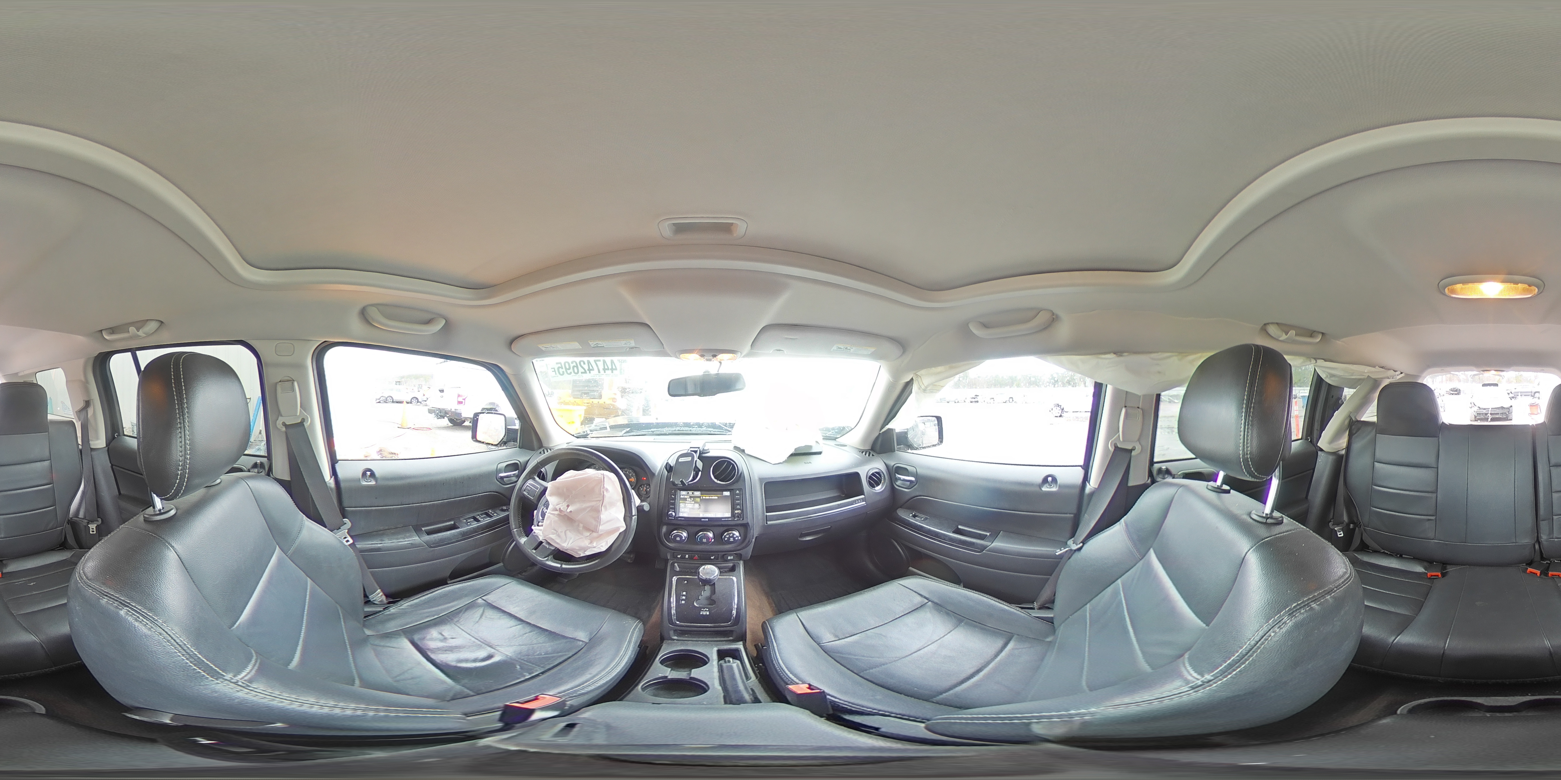 2016 Jeep Liberty (Patriot) - Image 15