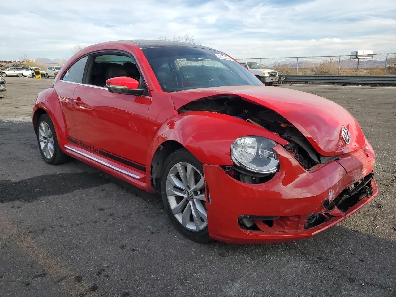 2014 Volkswagen Beetle - Image 4