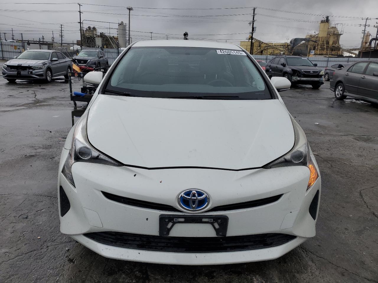 2016 Toyota Prius - Image 5