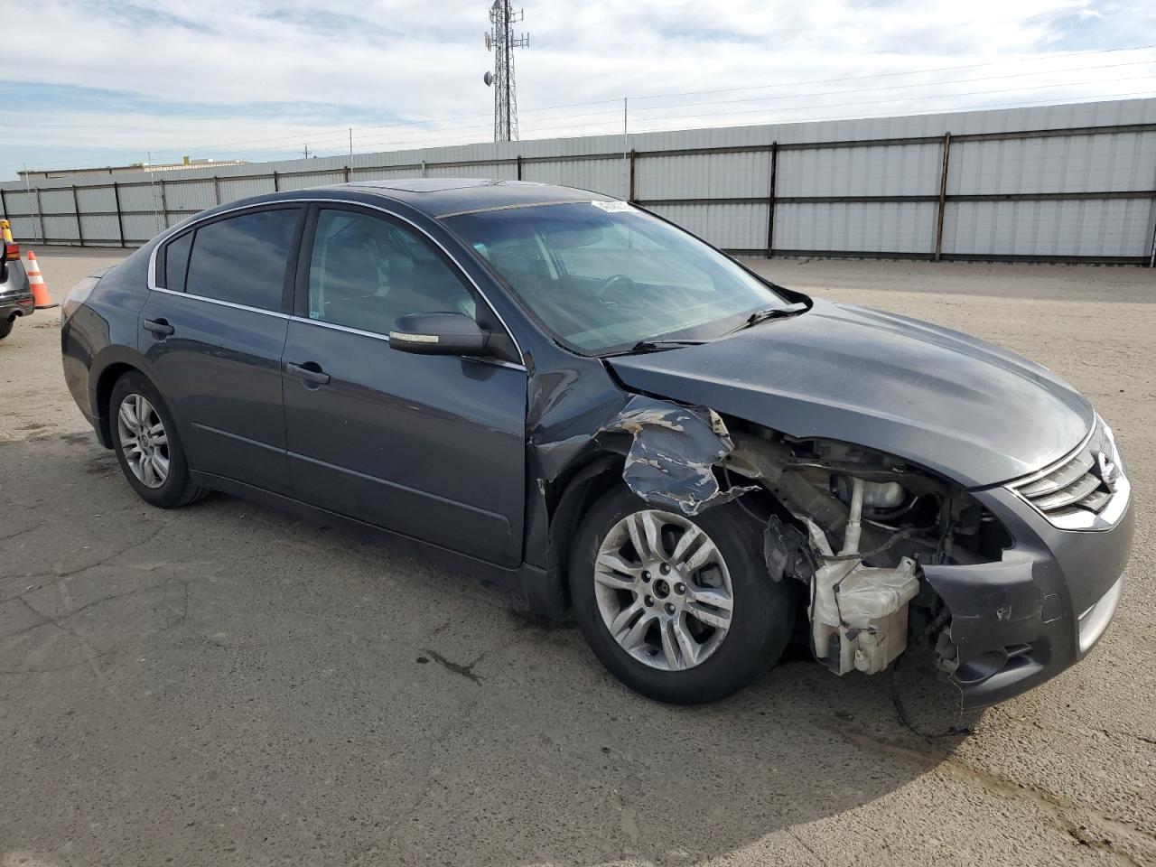 2011 Nissan Altima - Image 4