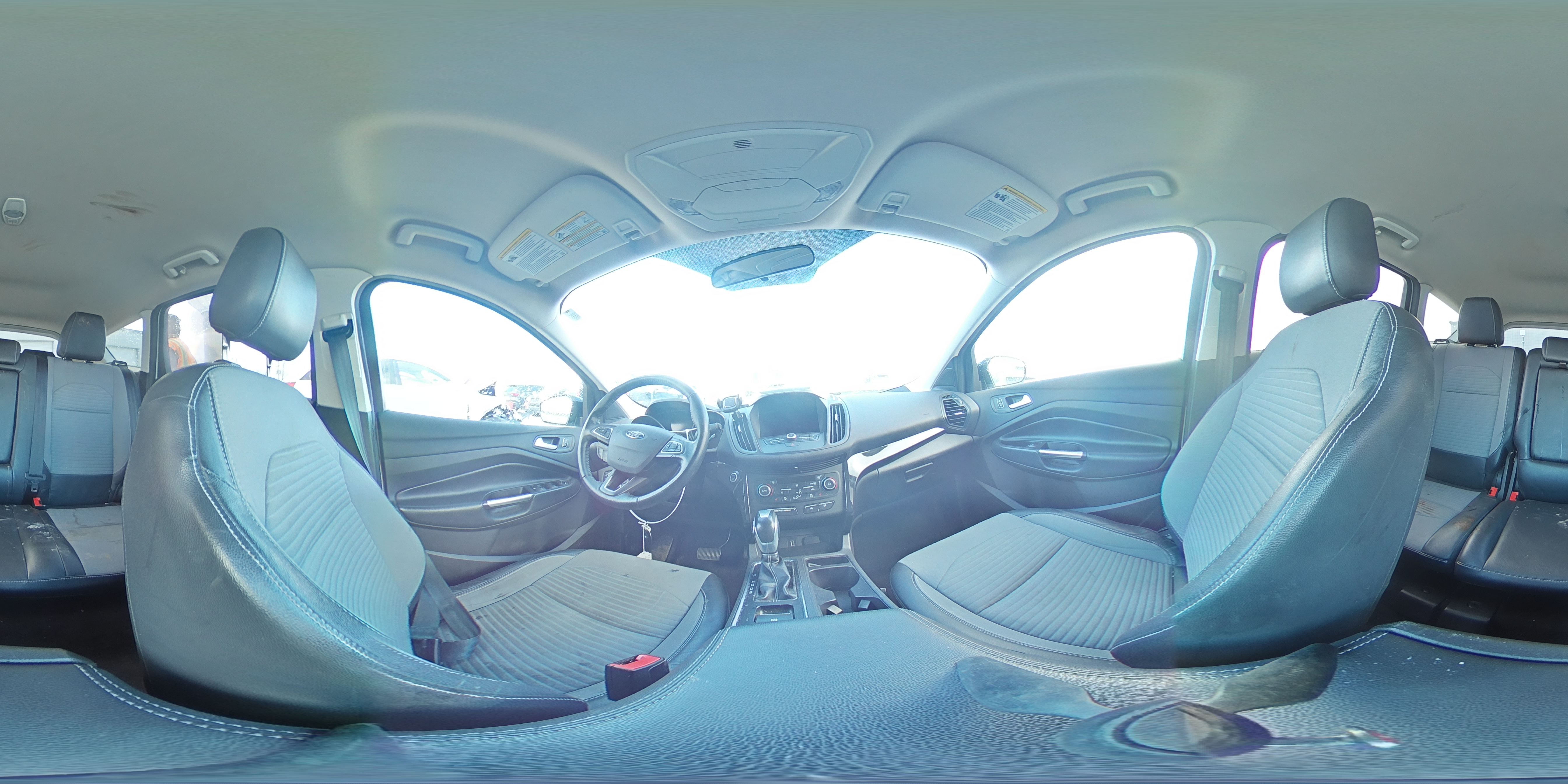 2019 Ford Escape - Image 16