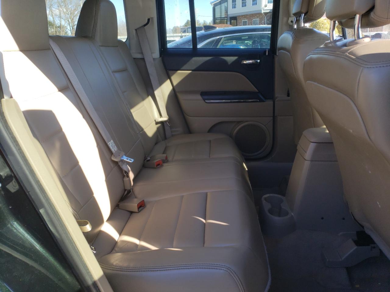 2013 Jeep Liberty (Patriot) - Image 11