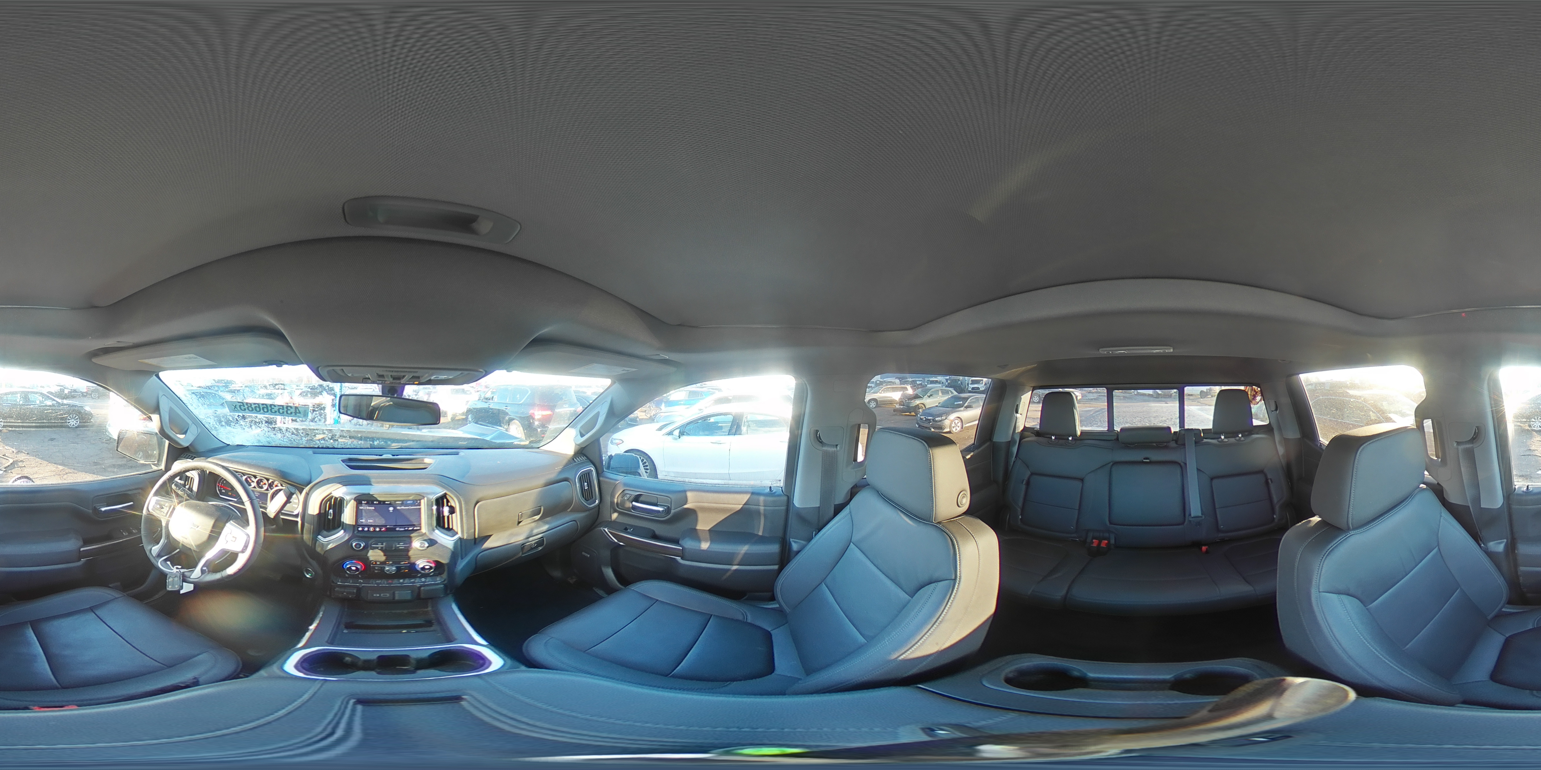 2022 Chevrolet Silverado - Image 13
