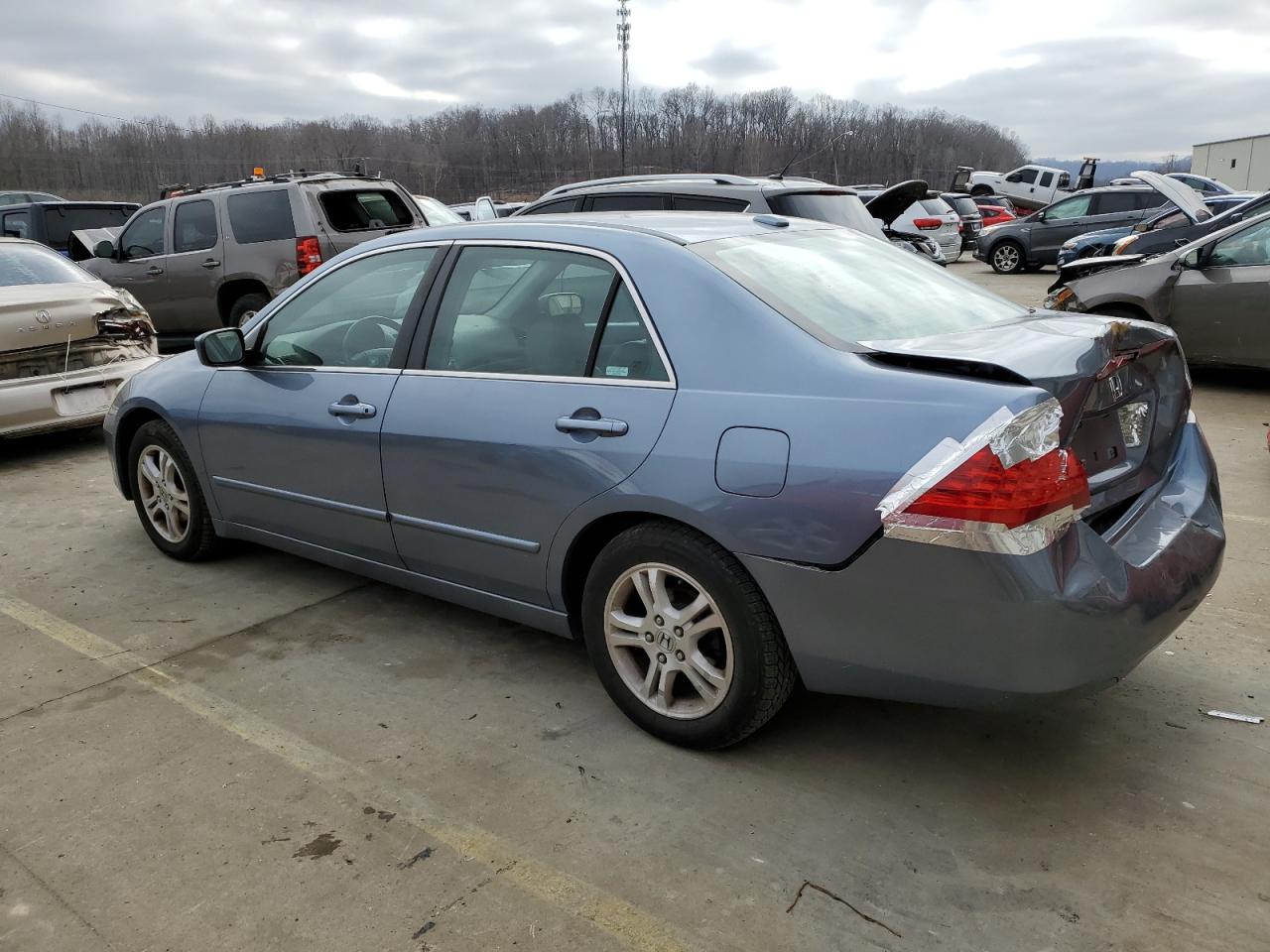 2007 Honda Accord - Image 2