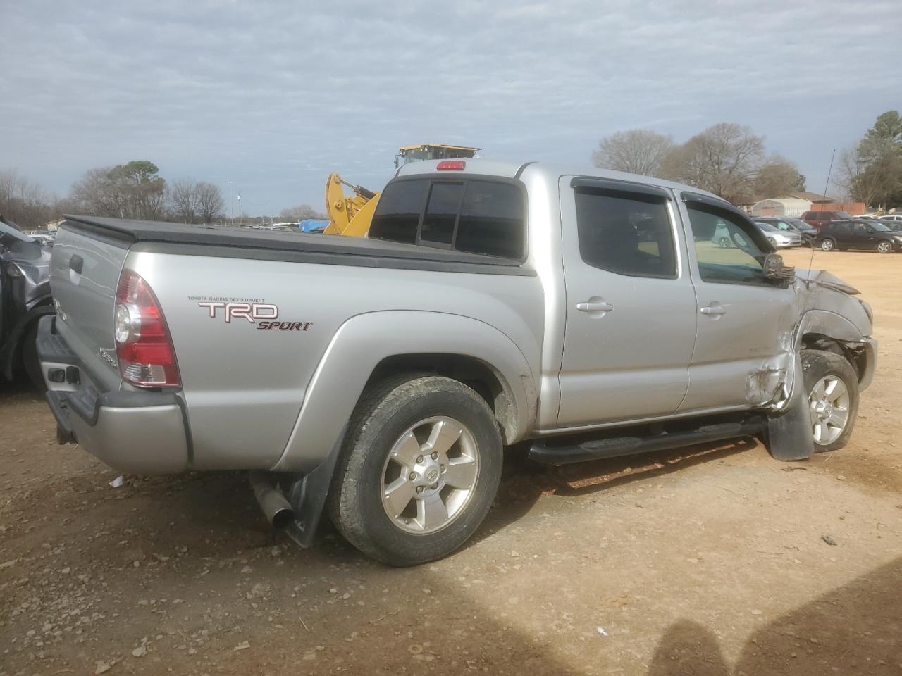 2010 Toyota Tacoma - Image 3