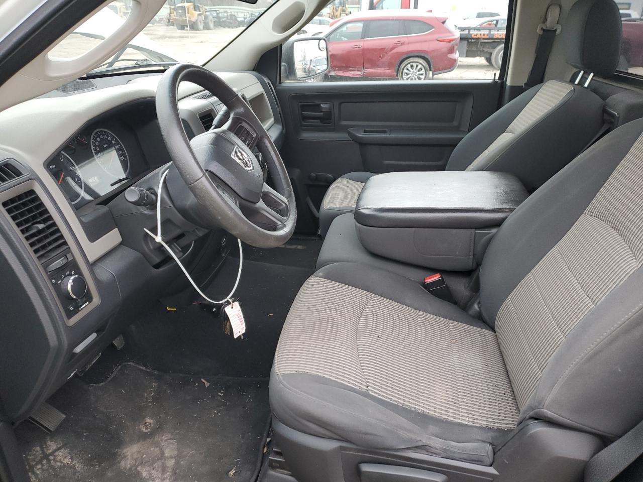 2012 Dodge RAM - Image 7