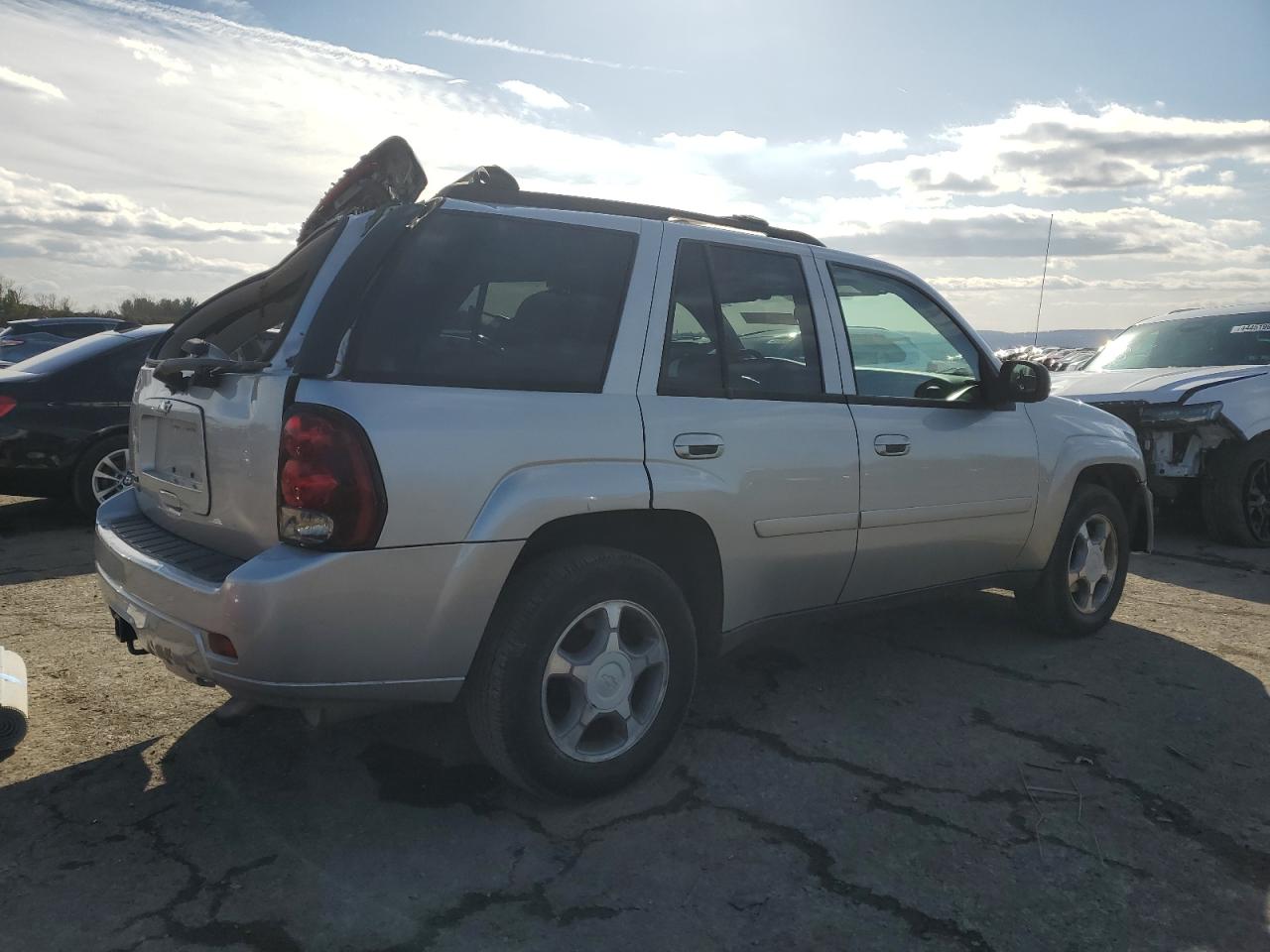 2008 Chevrolet TrailBlazer - Image 3