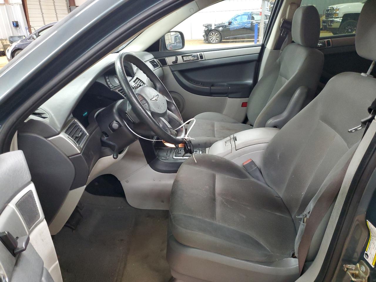2007 Chrysler Pacifica - Image 7