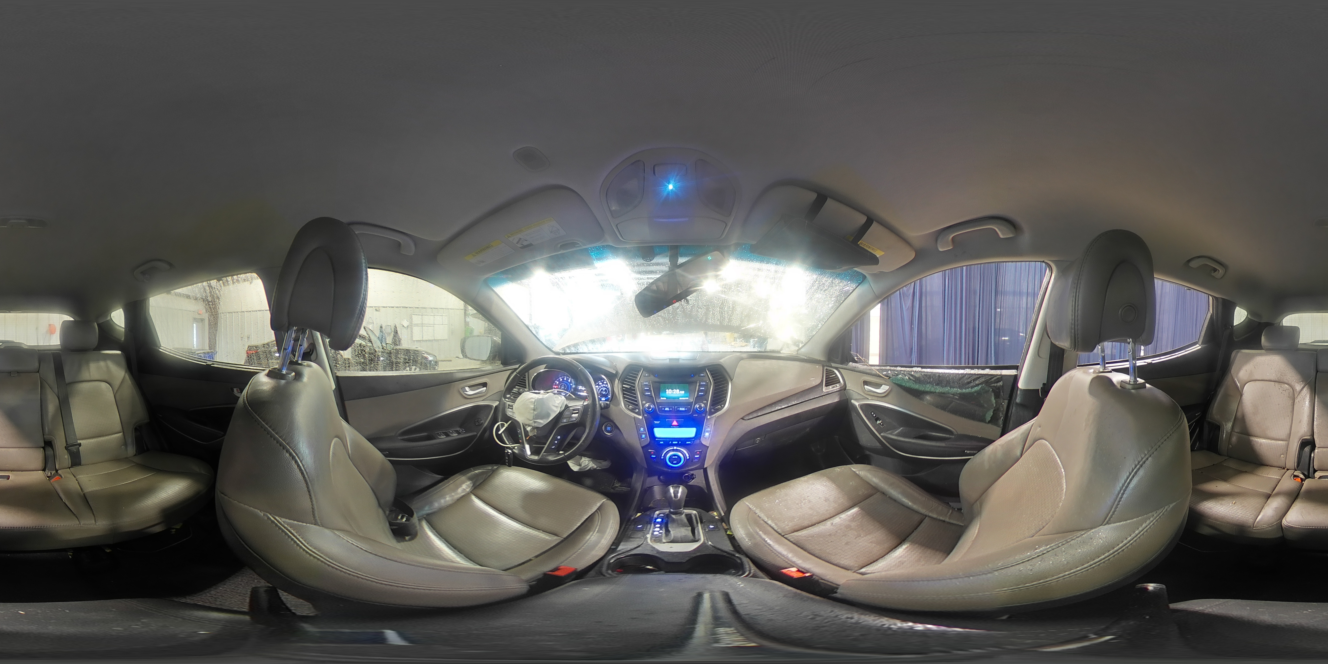 2014 Hyundai Santa Fe - Image 12