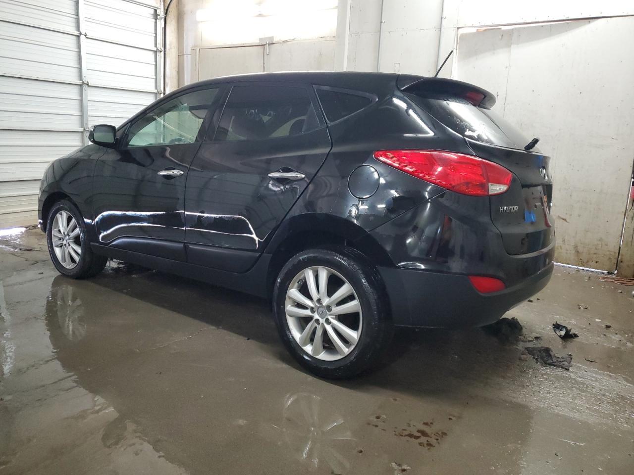 2013 Hyundai Tucson - Image 2