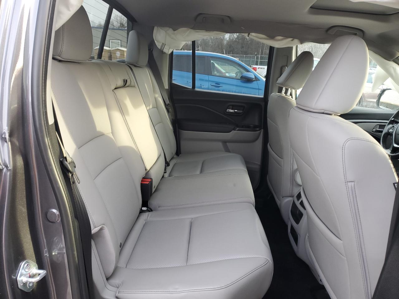 2022 Honda Ridgeline - Image 10