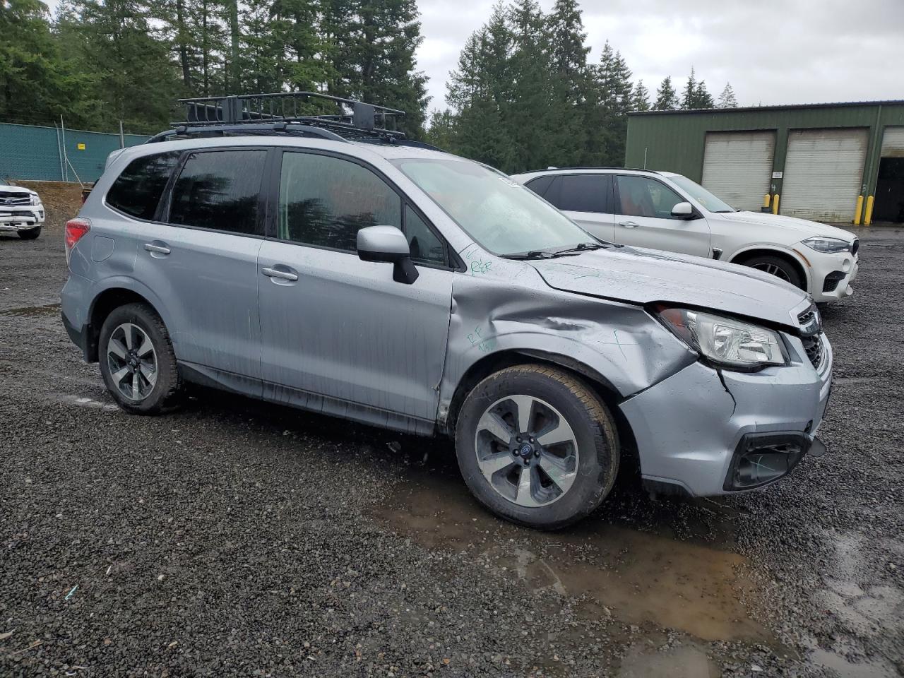2017 Subaru Forester - Image 4