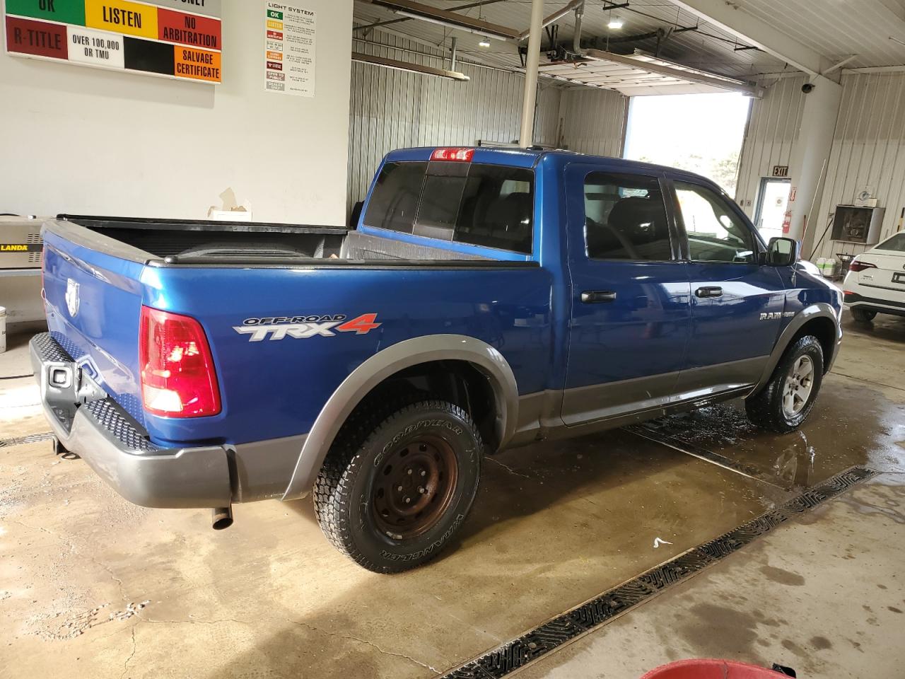2010 Dodge RAM - Image 3