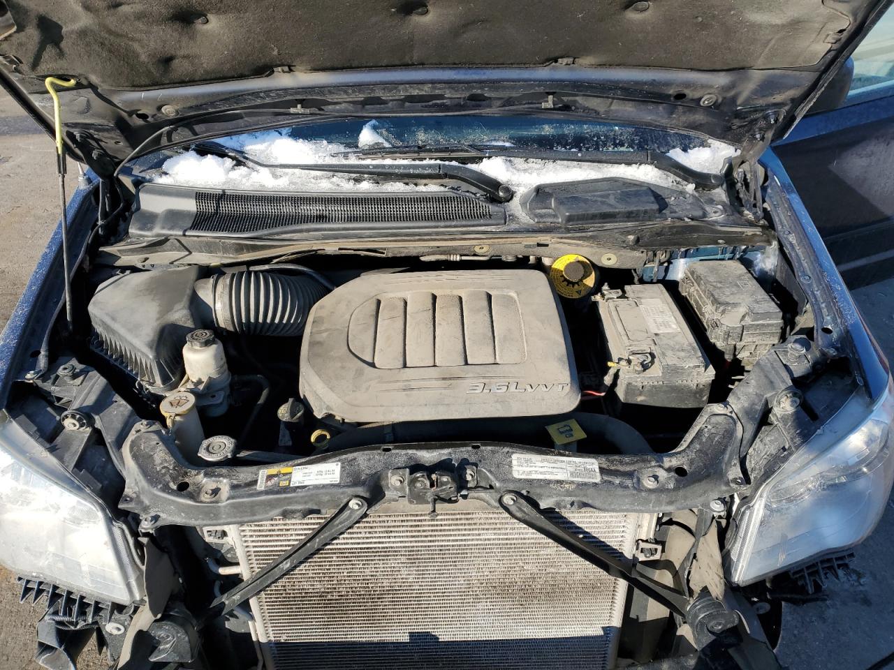2017 Dodge Caravan - Image 12