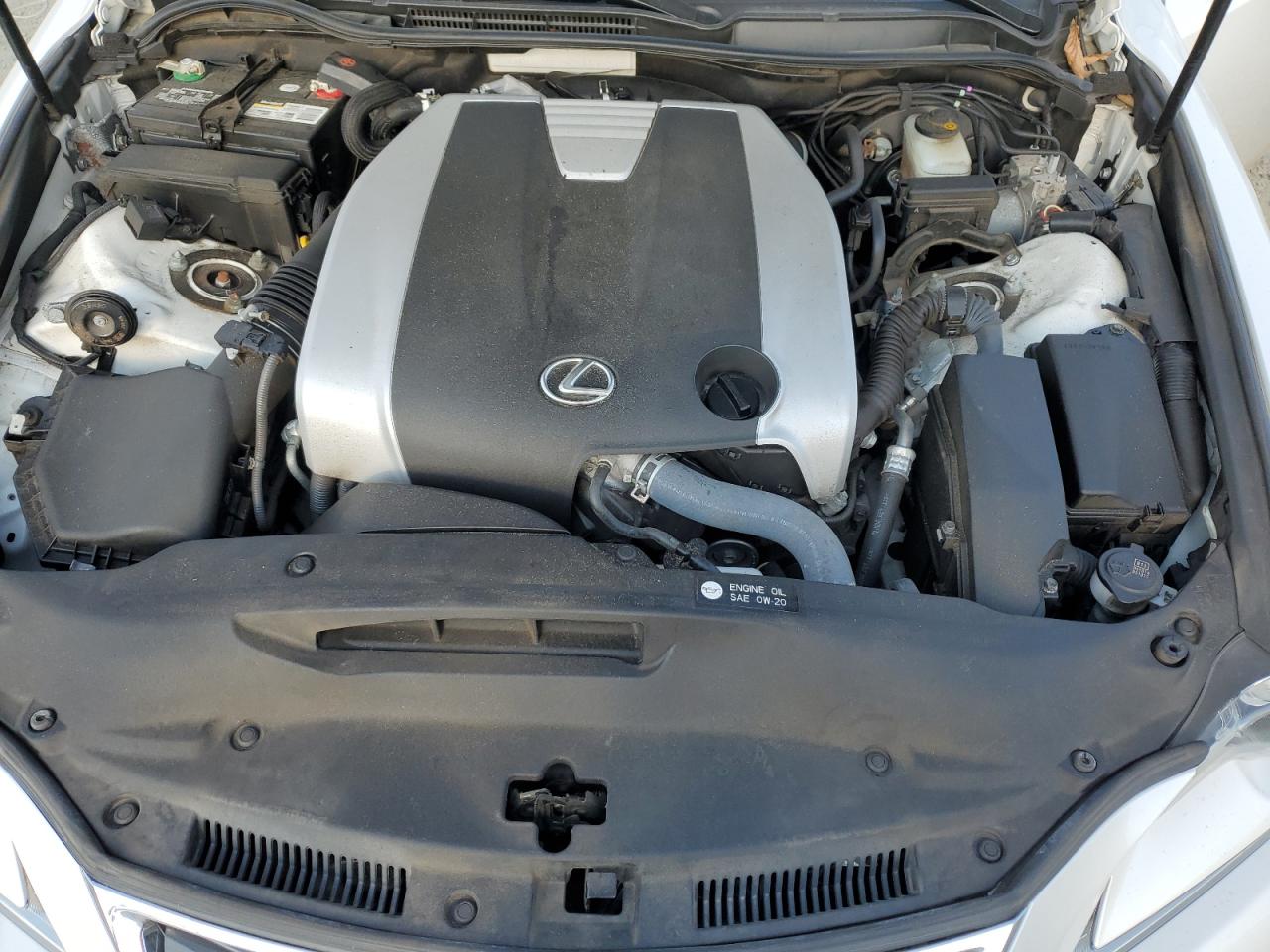 2016 Lexus IS - Image 11