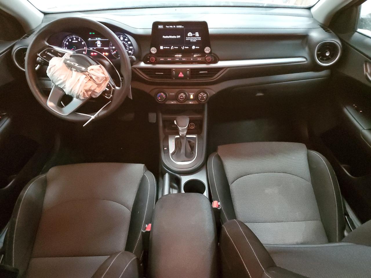 2022 Kia Forte - Image 8