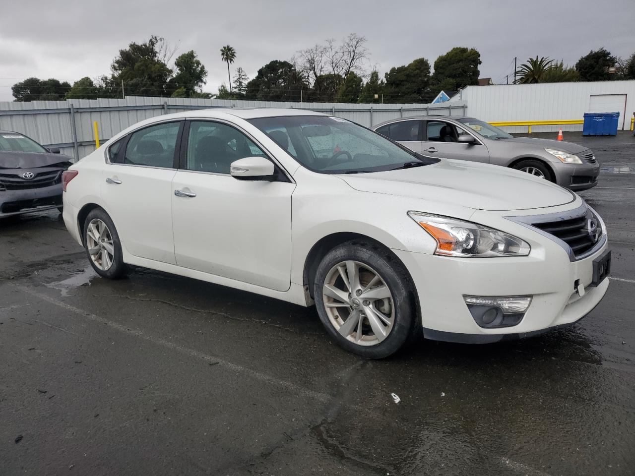 2013 Nissan Altima - Image 4