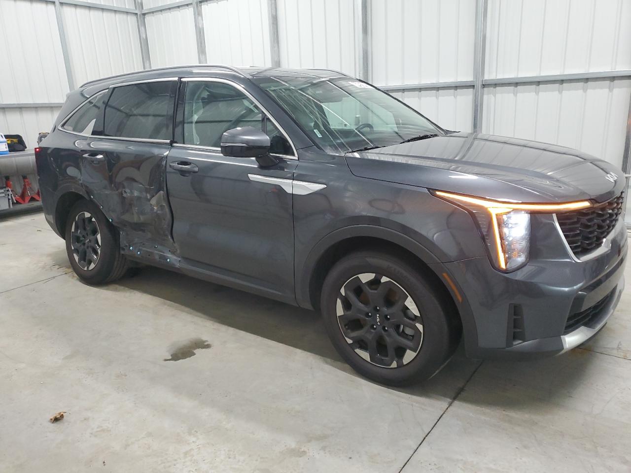 2024 Kia Sorento - Image 4