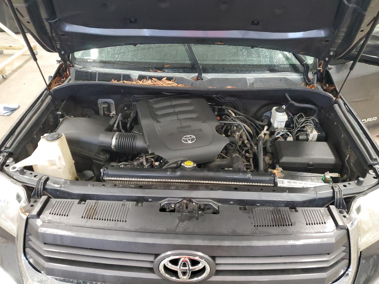 2014 Toyota Tundra - Image 11