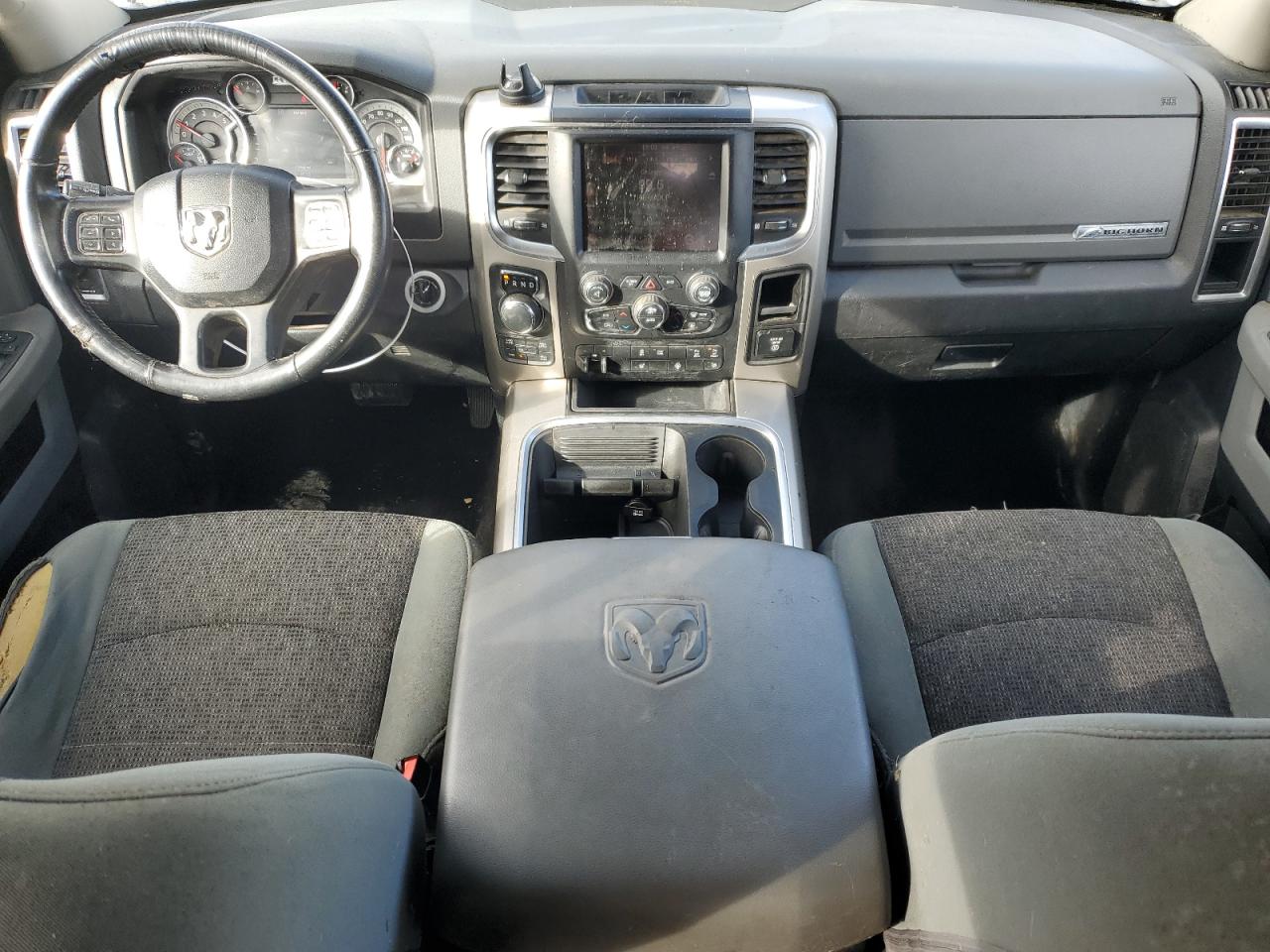 2016 RAM 1500 - Image 8