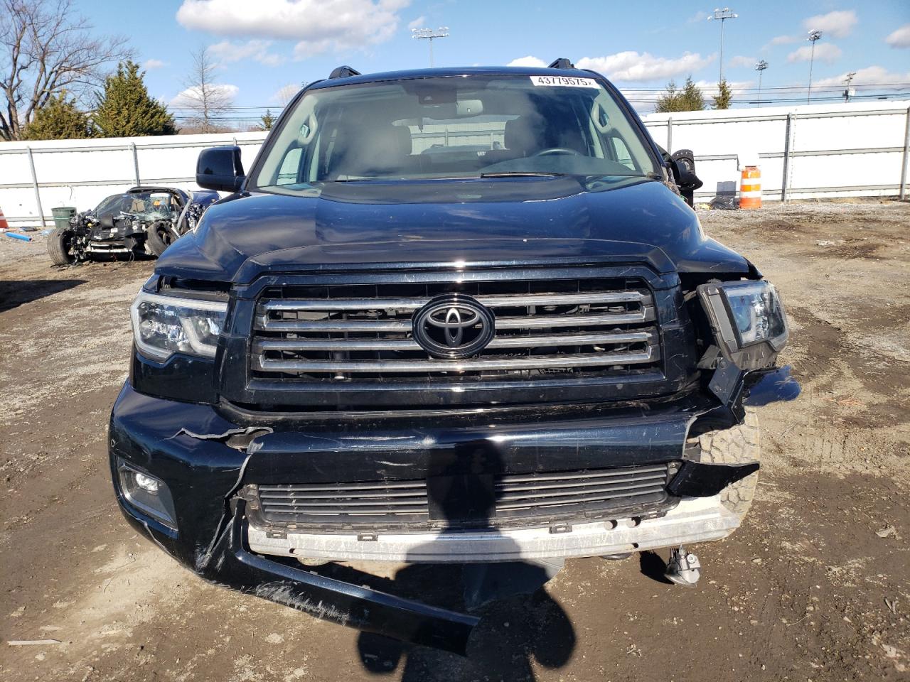 2021 Toyota Sequoia - Image 5