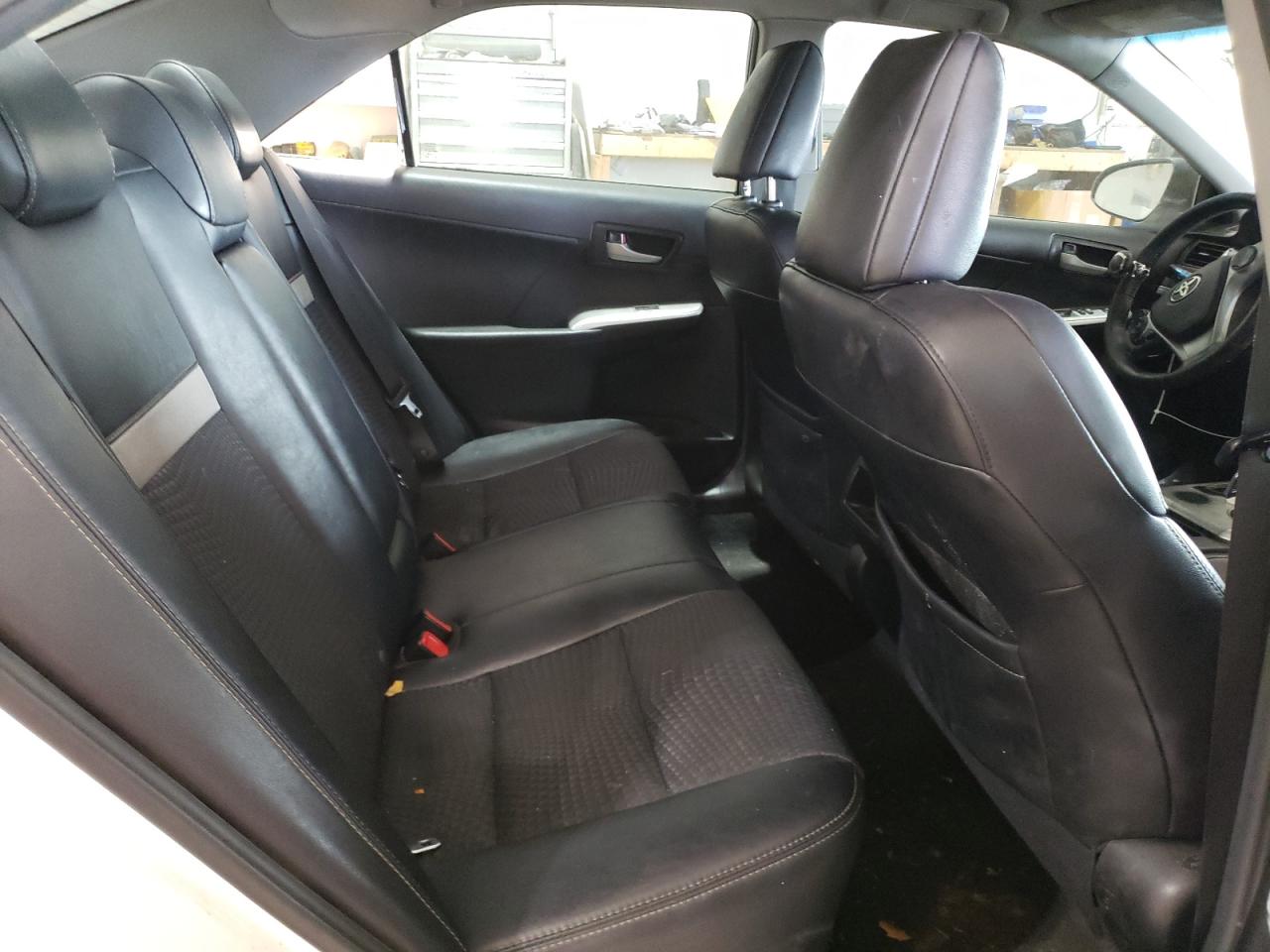 2014 Toyota Camry - Image 10